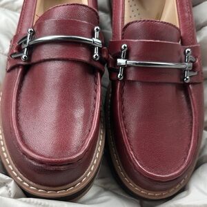 Clarks Women's Burgundy Loafers New